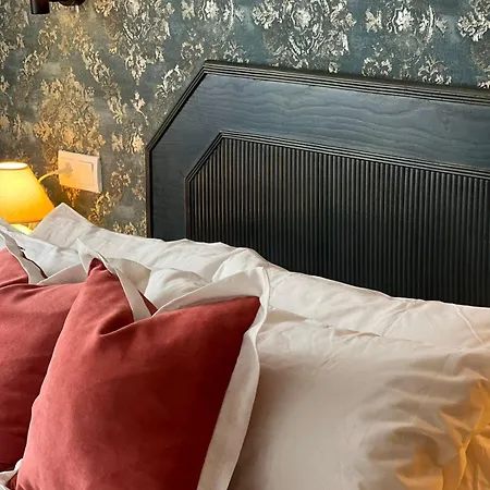 Casa *